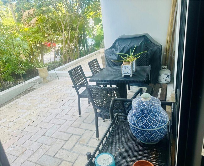 Building Photo - 55 Ocean Ln Dr