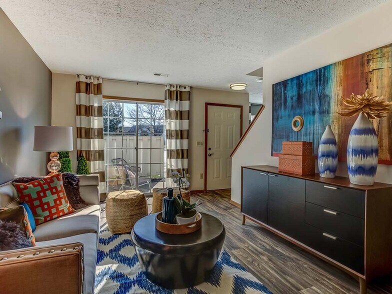 Heathermoor and Bedford Commons Apartments 2645 Hard Rd Columbus OH