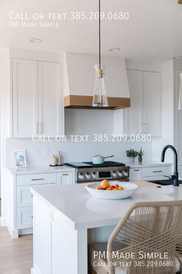Building Photo - 1777 Crimson Oak Dr