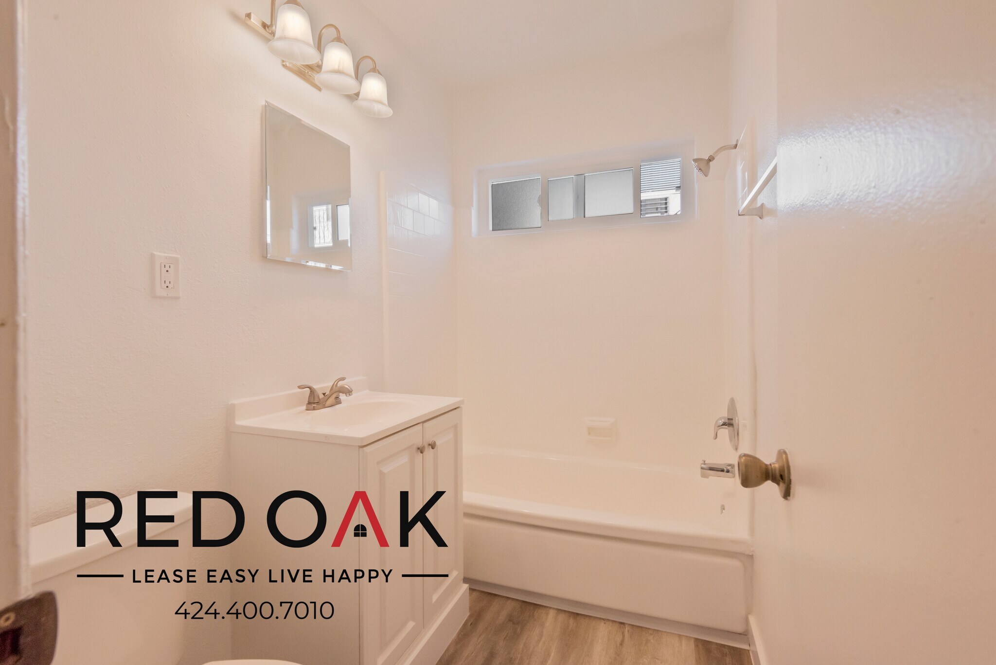 Building Photo - 14766 Delano St