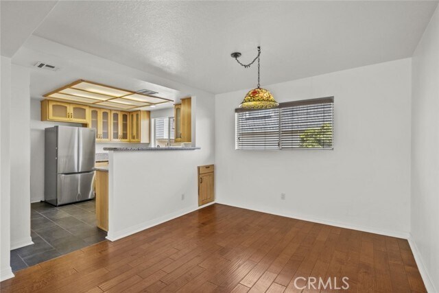 Building Photo - 18550 Hatteras St