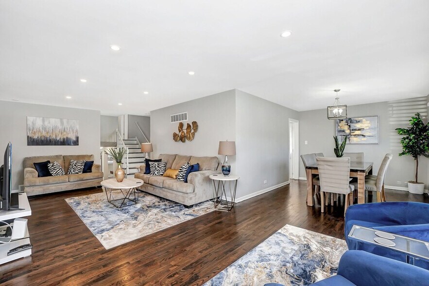 Building Photo - 18128 Cherrywood Ln