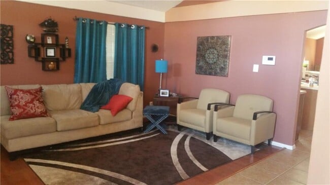 Building Photo - 12545 Paseo Alegre Ave