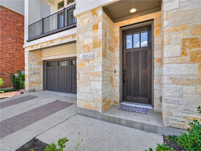 Building Photo - 13518 Galleria Cir