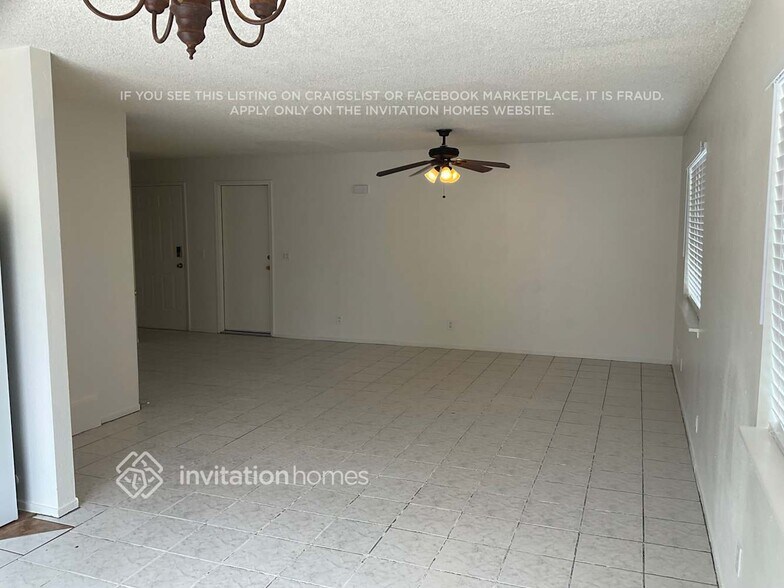 Building Photo - 901 Calico Hills Ct