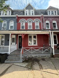 Building Photo - 642 Marietta Ave