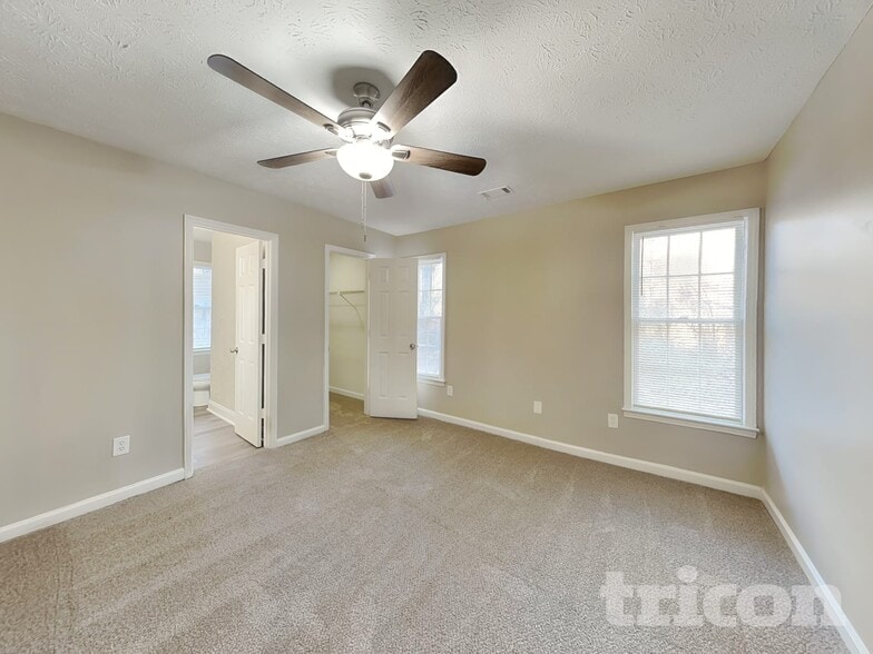 Building Photo - 1261 Appian Way