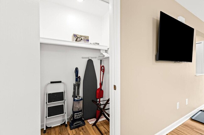 Building Photo - 27882 Gratiot Ave