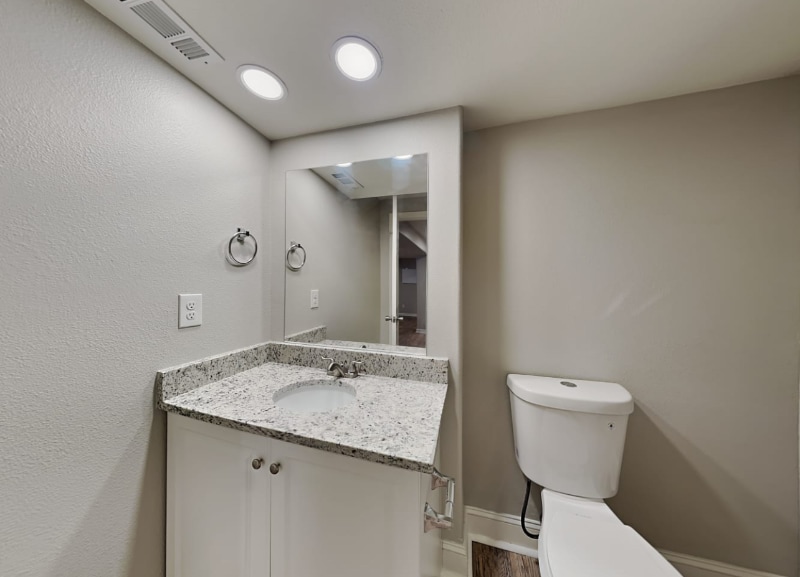 Building Photo - 43410 Excursion Dr