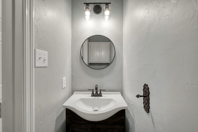 Building Photo - 78 Stockbridge Landing