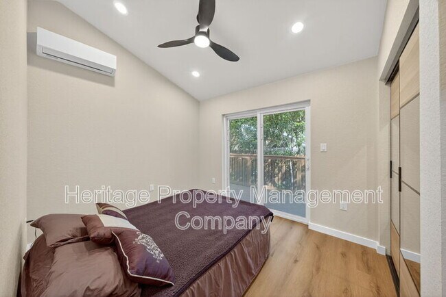 Building Photo - 9115 Timber Ranch