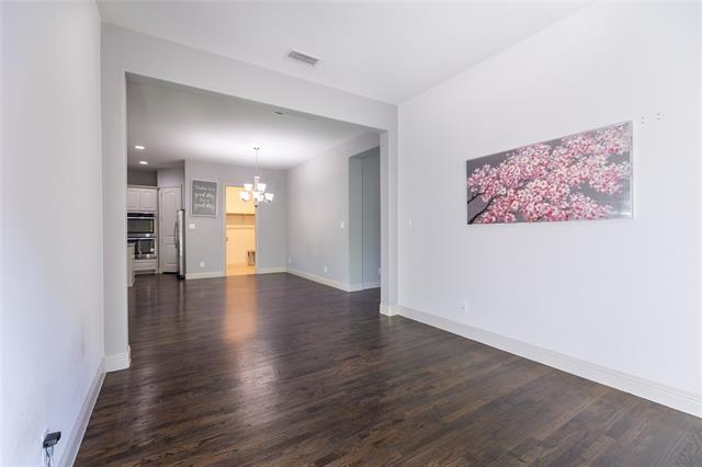 Building Photo - 2205 Granger Ln