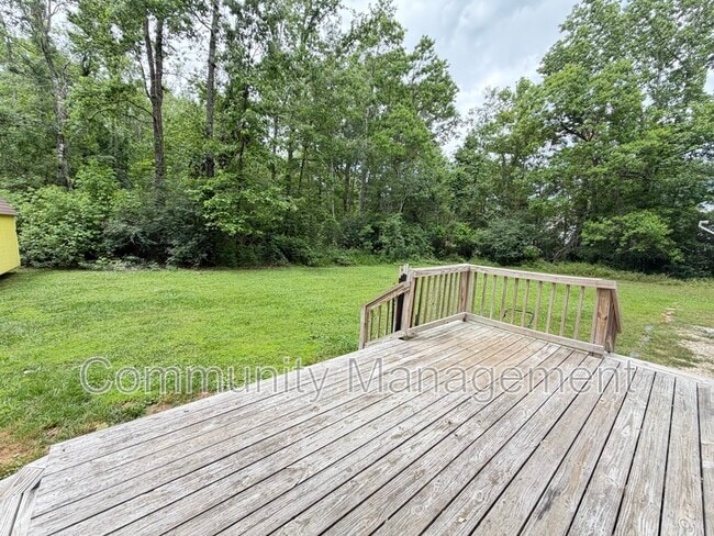 Building Photo - 11362 Cloverleaf Dr