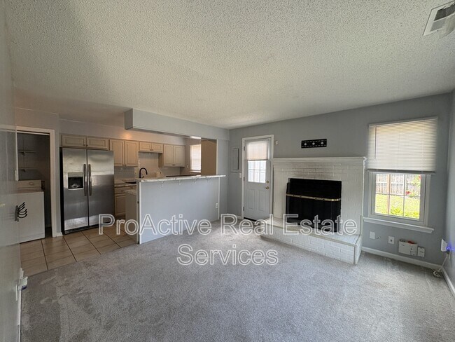 Building Photo - 1501 Antler Cir
