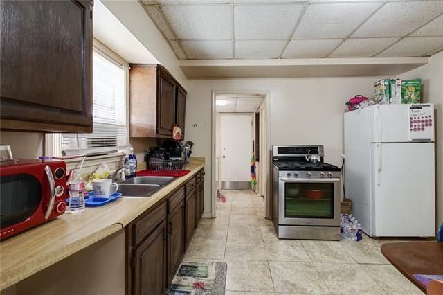 Building Photo - 1220 Teche St