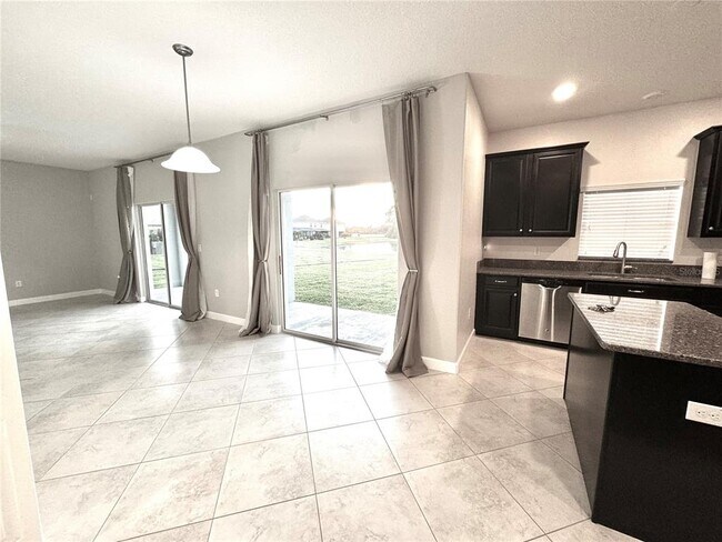 Building Photo - 11523 Peru Springs Pl