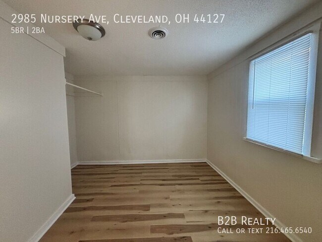 Building Photo - 2985 Nursery Ave