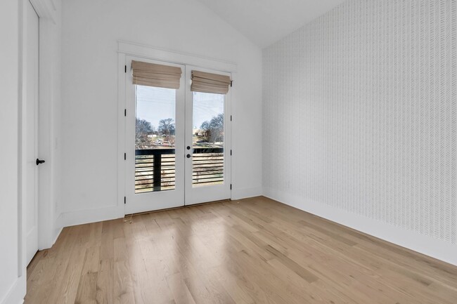 Building Photo - Modern Living in Wedgewood Houston