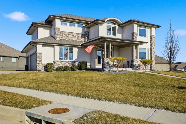 Building Photo - 4502 NW 70 Terrace