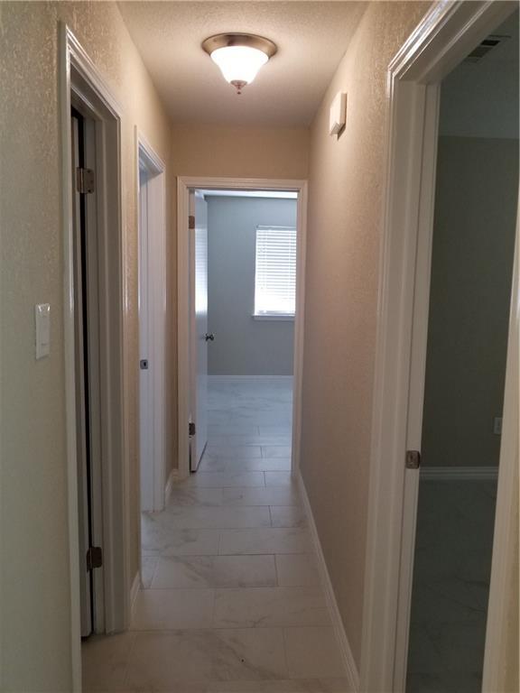Building Photo - 11601 Hidden Quail Dr