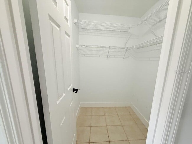 Building Photo - 109 Lakepointe Cir