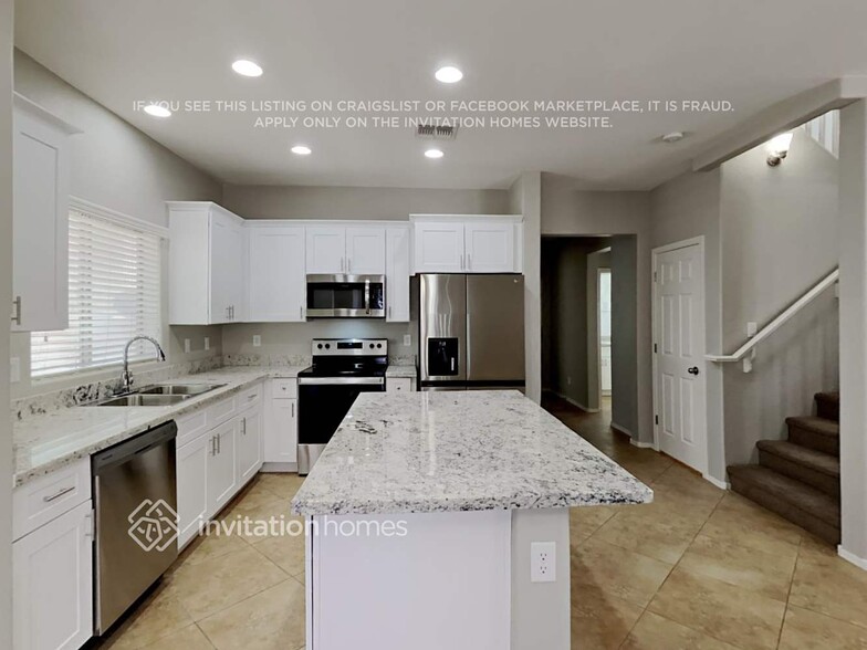 Building Photo - 500 N Citrus Ln