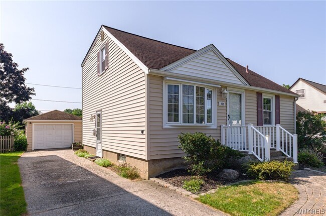 Building Photo - 279 Irvington Dr