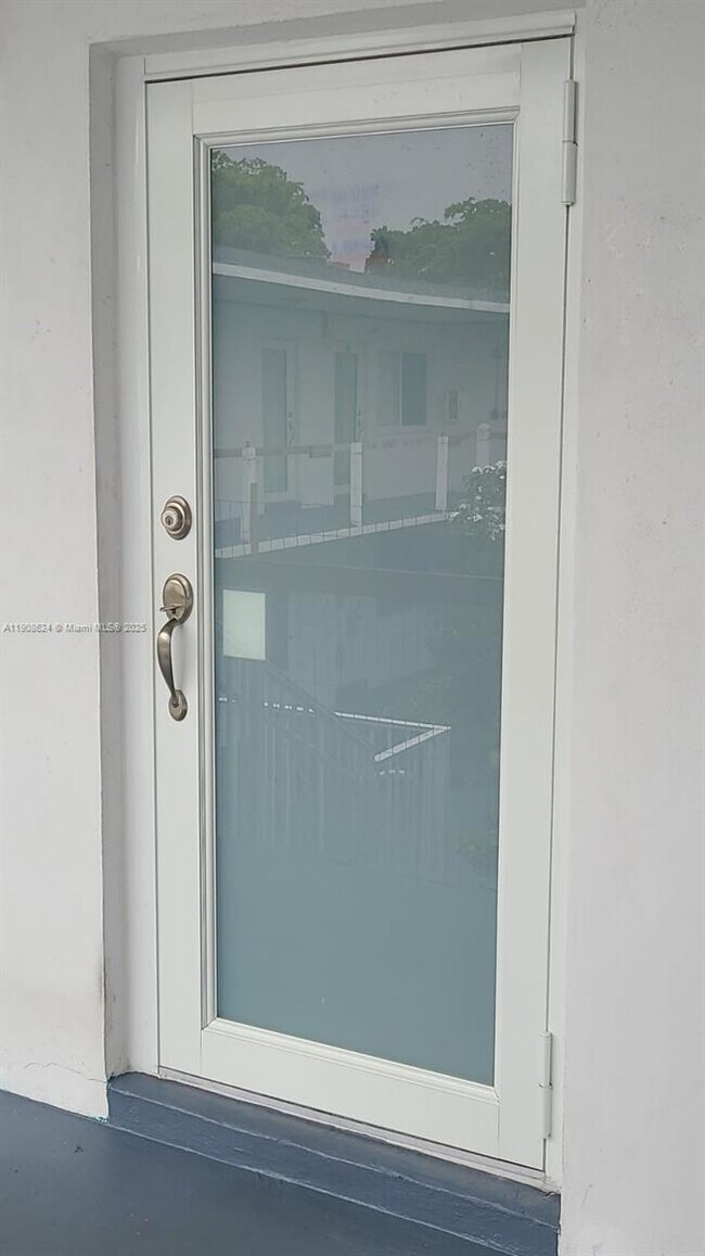 Building Photo - 1715 Wiley St