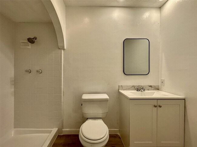 Building Photo - 5651 Condon Ln