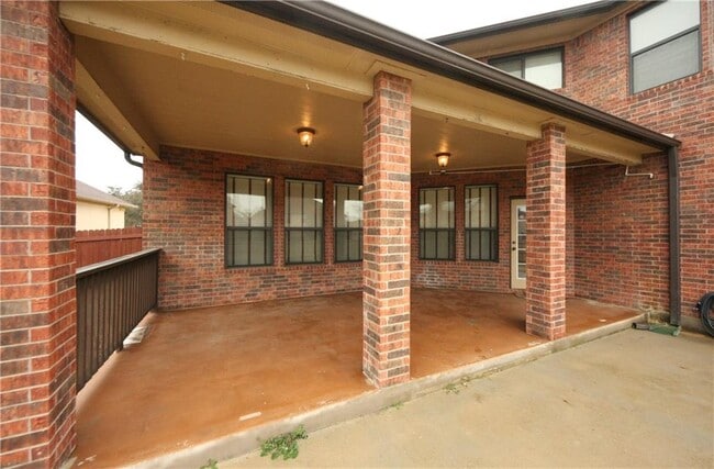 Building Photo - 2519 Midnight Star Dr