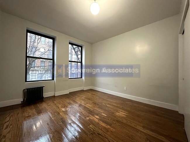 Building Photo - 574 W 161st St