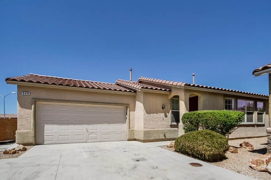 Primary Photo - 548 Bayo Canyon Ct