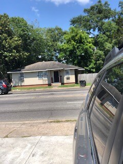 Building Photo - 4088 N Foster Dr