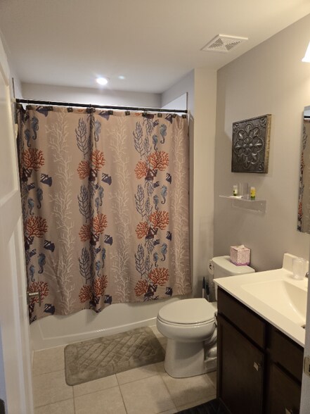 Building Photo - 6425 Brawley Ann Dr