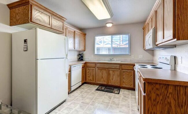 Building Photo - 1288 Lake Circle - 12E
