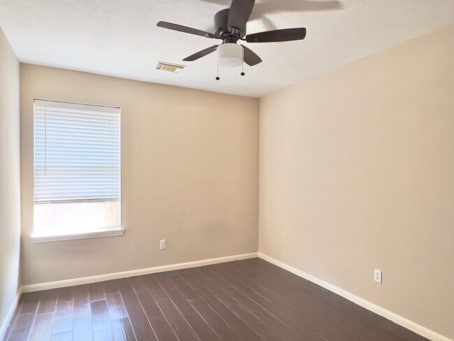 Building Photo - 7411 Orchard Hills Ln