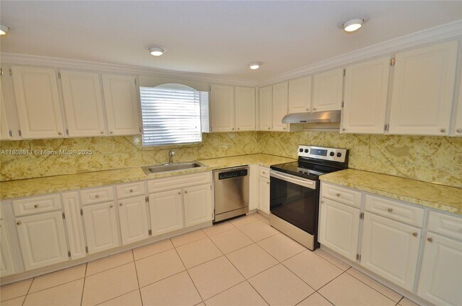 Building Photo - 481 W 55th Pl