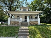 Building Photo - House for rent near downtown Urbana
