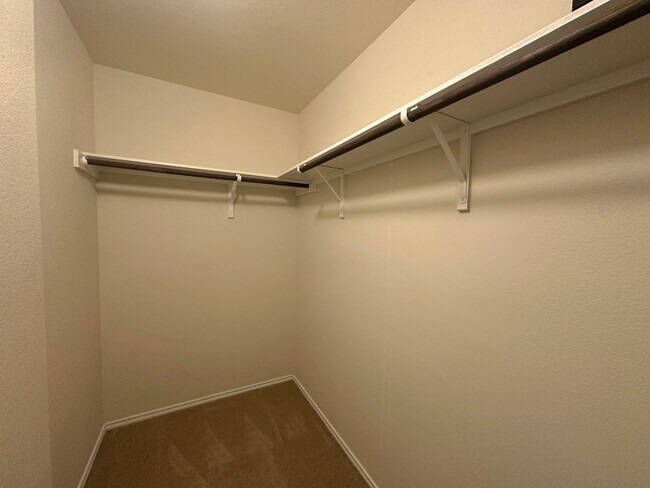 Building Photo - 3 Bed 2 Bath in Austin Tx