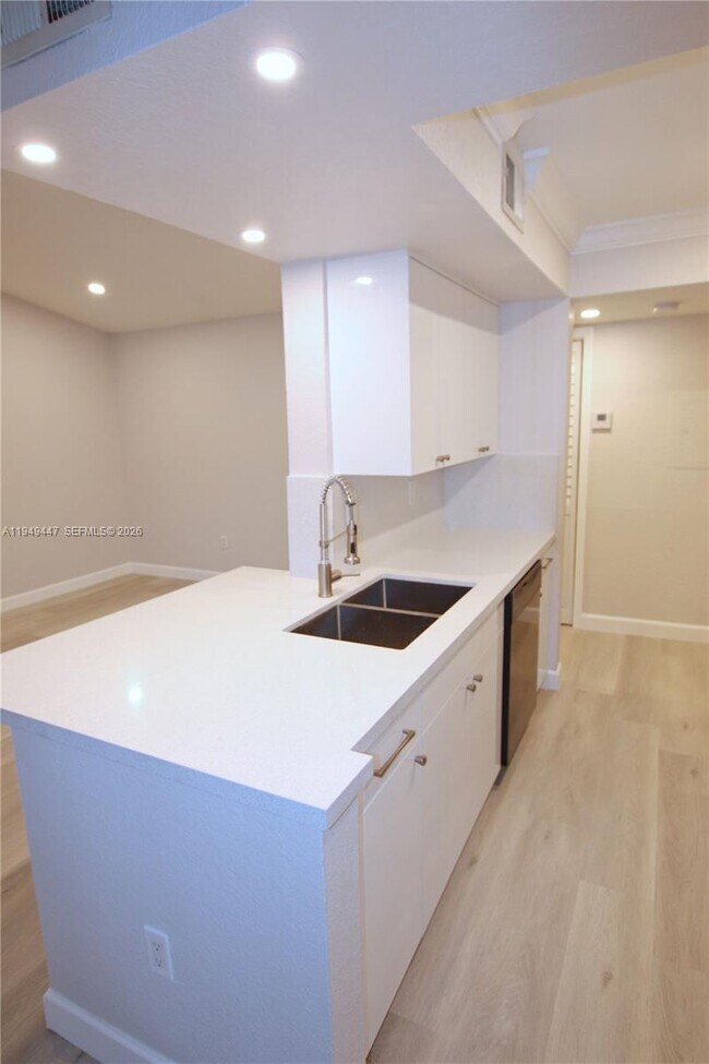 Building Photo - 10681 SW 156th Pl