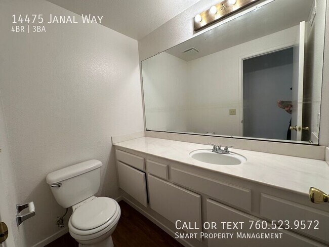 Building Photo - 14475 Janal Way