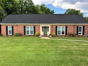 Building Photo - 3128 Hemon Rd