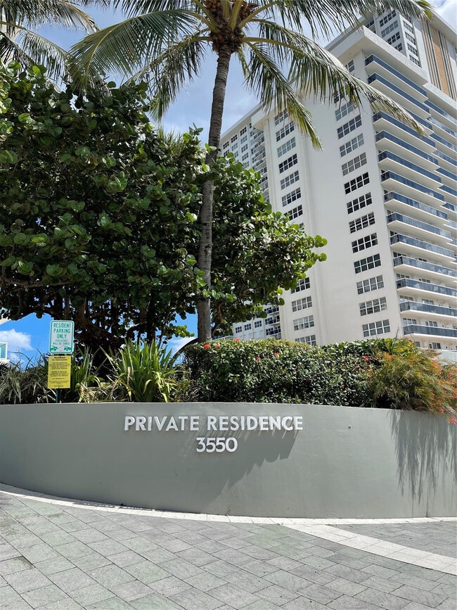 Building Photo - 3550 Galt Ocean Dr