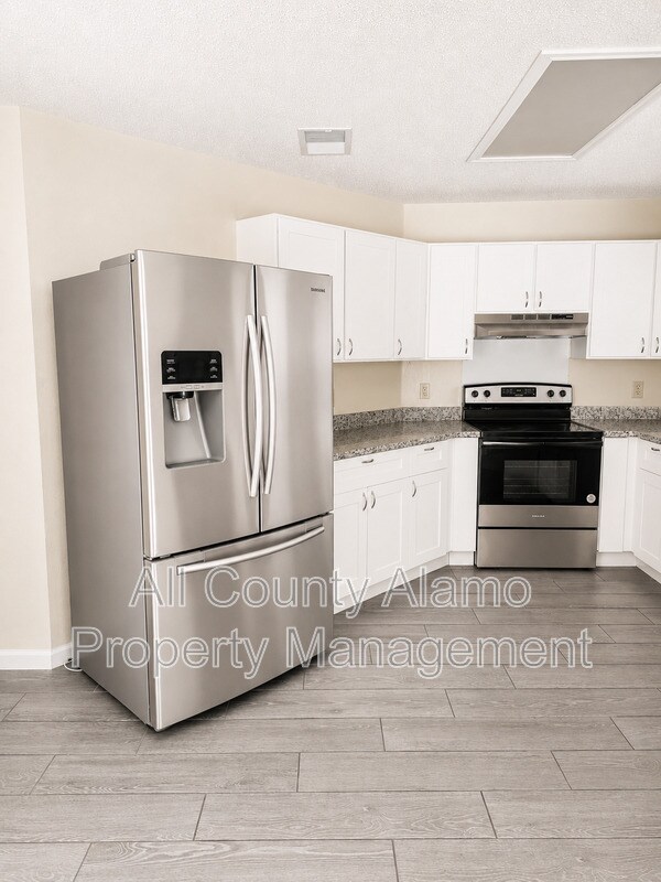 Building Photo - 9023 Mountain Field Dr