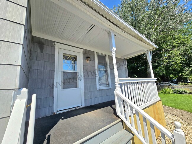 Building Photo - 1808 56th St
