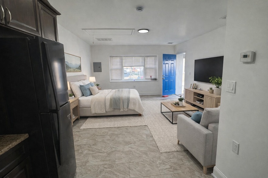 Building Photo - 130 Franklin St