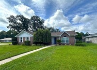 Building Photo - 1301 Little Creek Cir