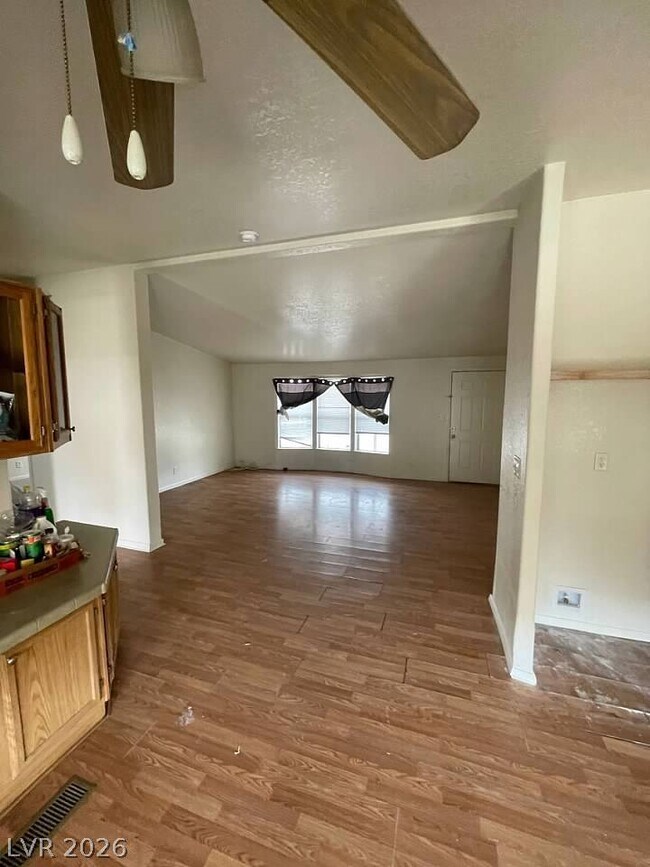 Building Photo - 3560 Estes Park Dr