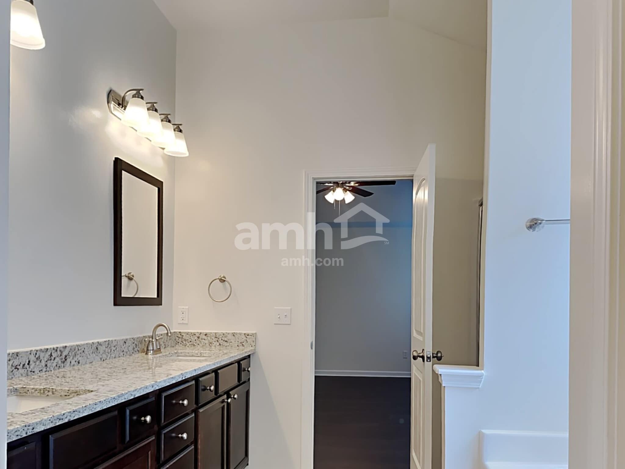 Building Photo - 301 Boulder Run