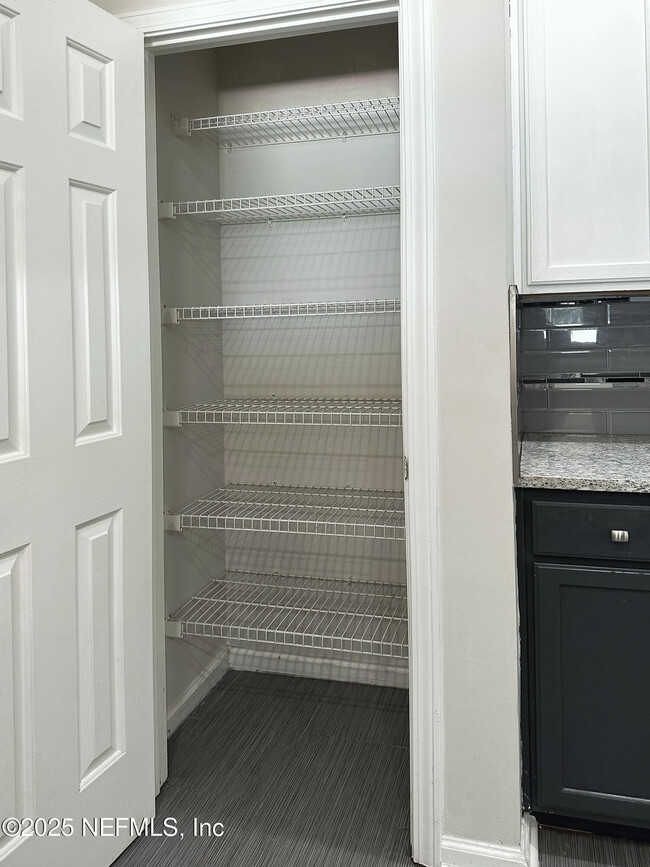 Building Photo - 1051 Moosehead Dr